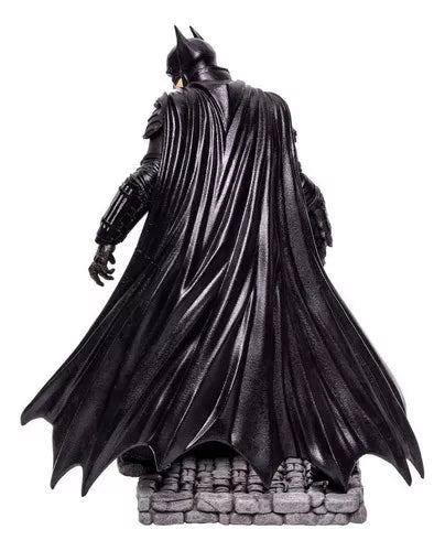 Dc Multiverse Posed Statues The Batman (2022) Batman